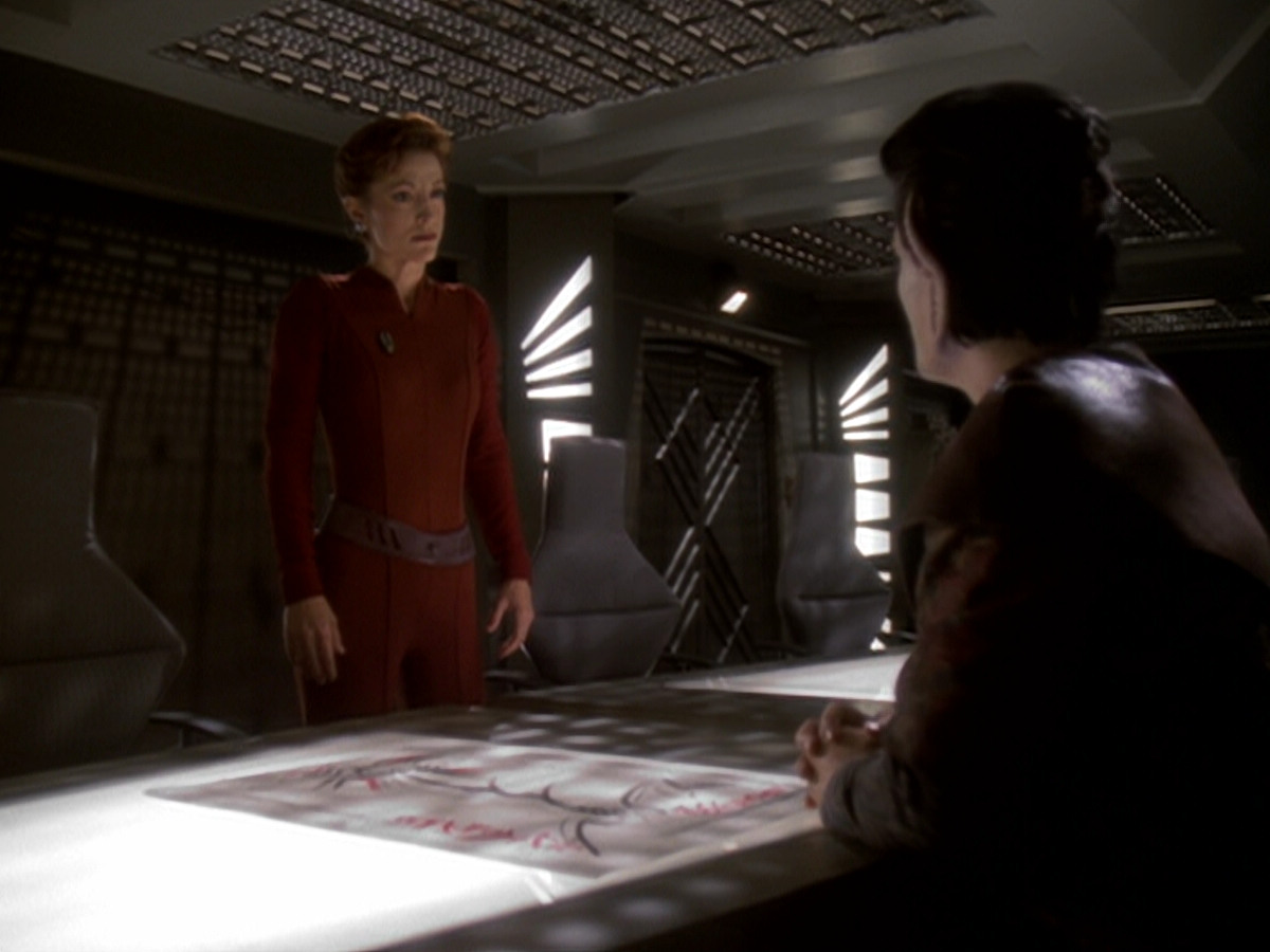 extant_StarTrek_DS9_6x05-FavorTheBold_01229.jpg
