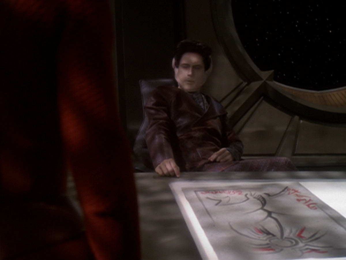 extant_StarTrek_DS9_6x05-FavorTheBold_01244.jpg