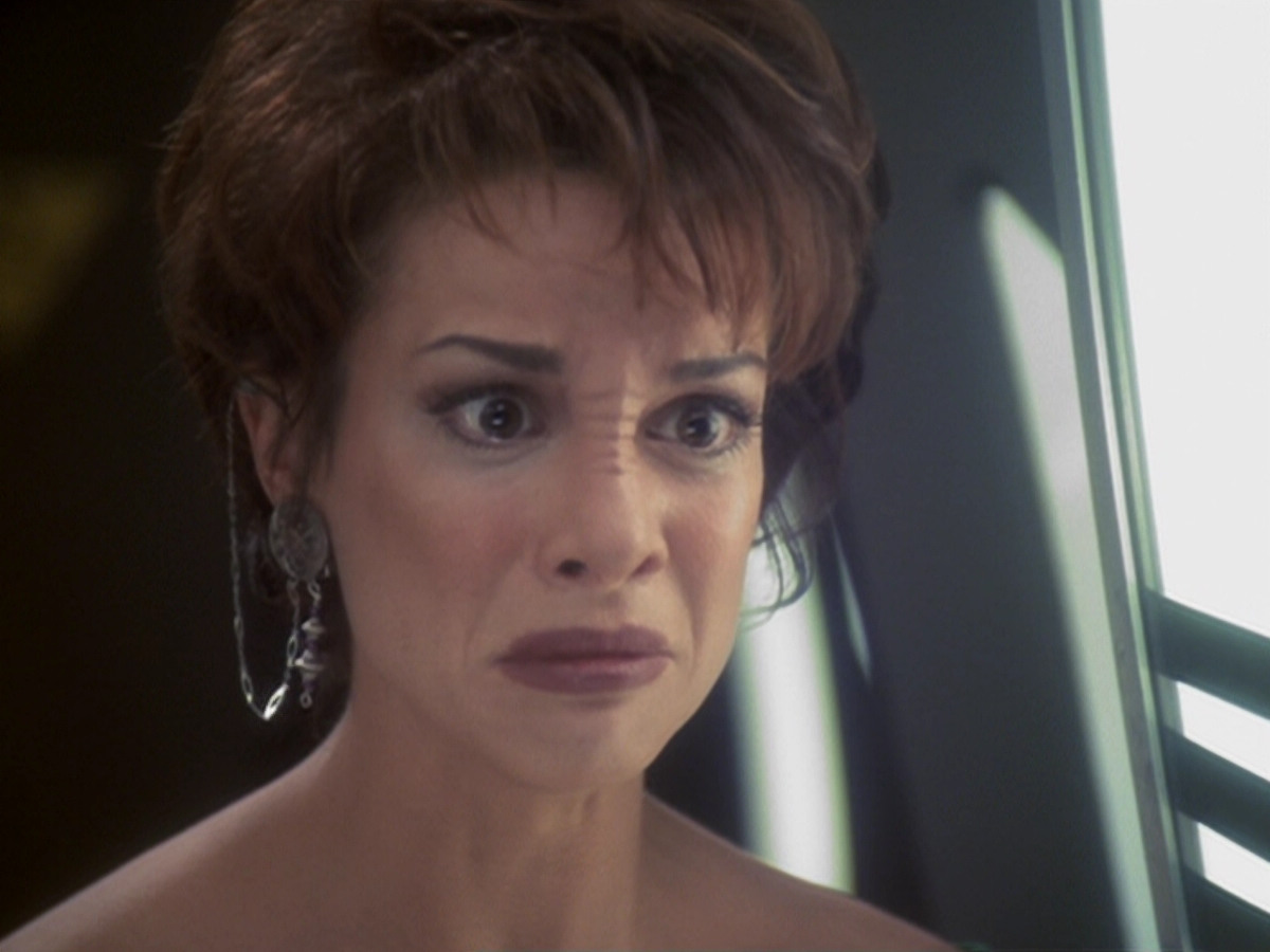 extant_StarTrek_DS9_6x05-FavorTheBold_01410.jpg