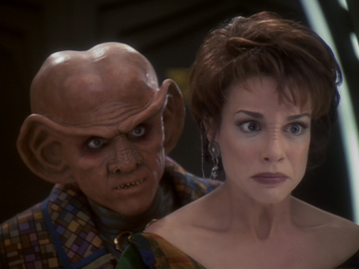 extant_StarTrek_DS9_6x05-FavorTheBold_01421.jpg