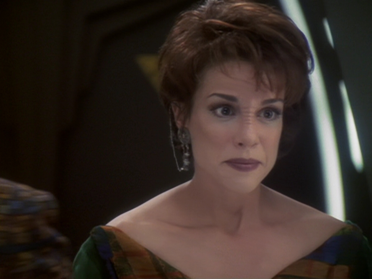 extant_StarTrek_DS9_6x05-FavorTheBold_01442.jpg
