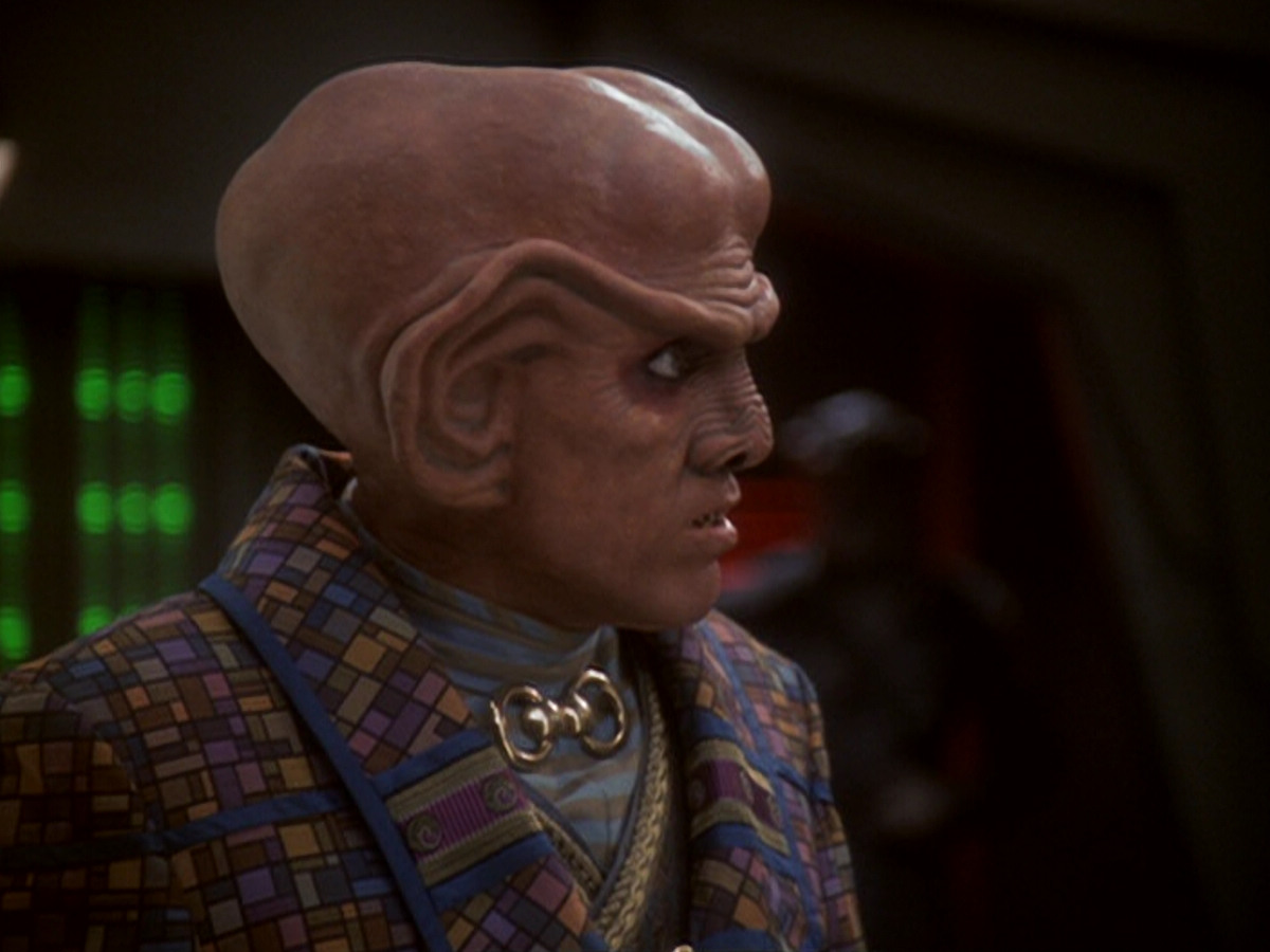 extant_StarTrek_DS9_6x05-FavorTheBold_01474.jpg
