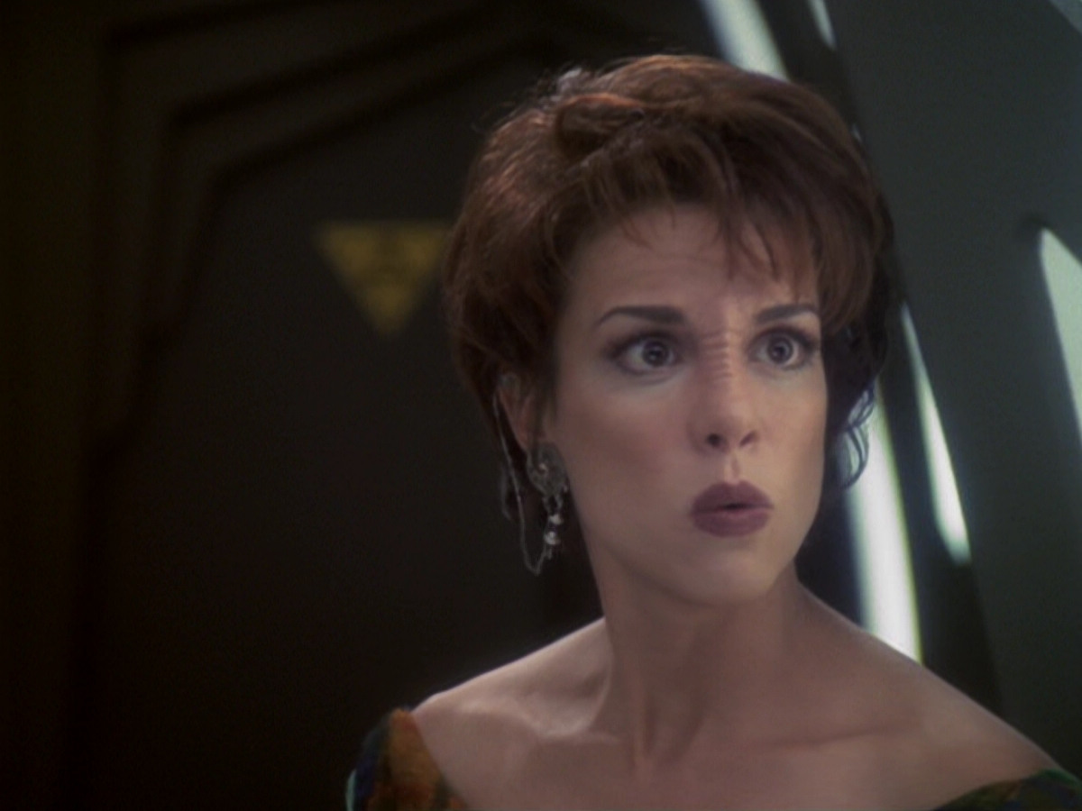 extant_StarTrek_DS9_6x05-FavorTheBold_01492.jpg