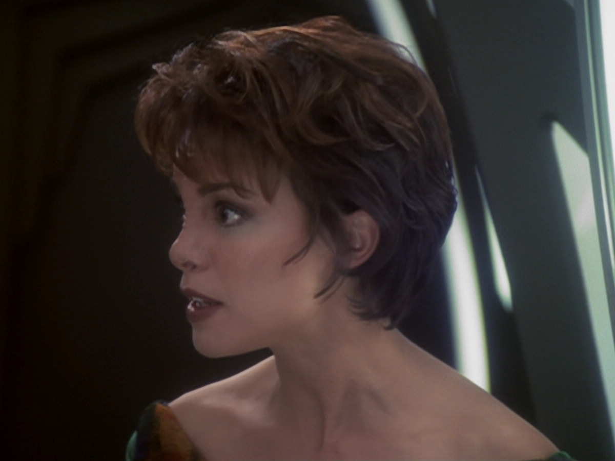 extant_StarTrek_DS9_6x05-FavorTheBold_01496.jpg