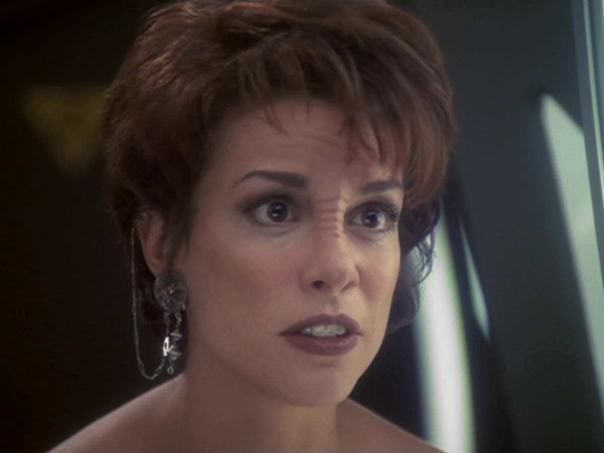 extant_StarTrek_DS9_6x05-FavorTheBold_01515.jpg