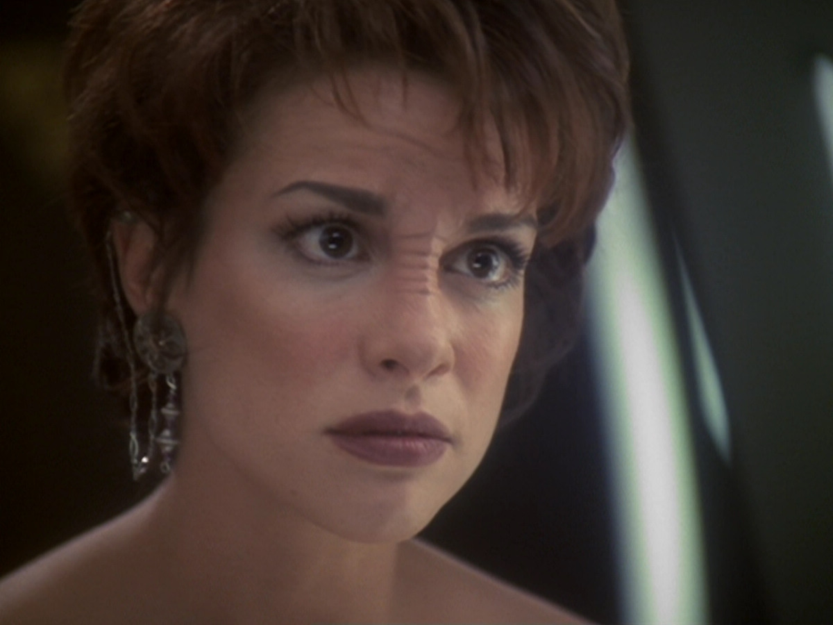 extant_StarTrek_DS9_6x05-FavorTheBold_01539.jpg