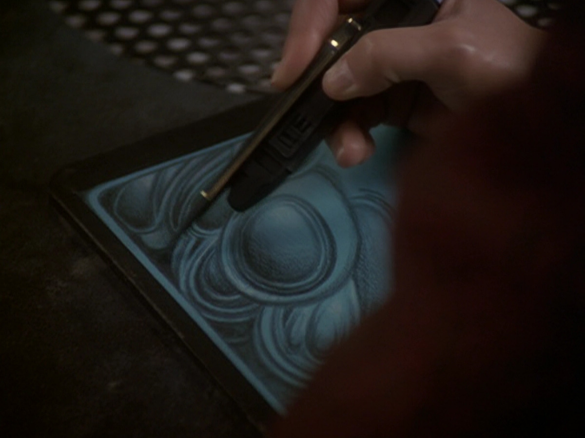 extant_StarTrek_DS9_6x05-FavorTheBold_01635.jpg