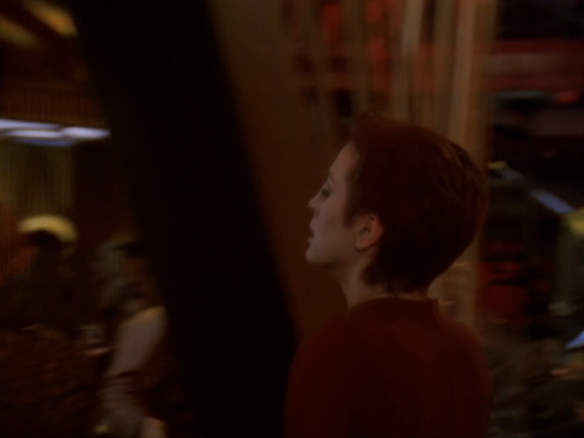 extant_StarTrek_DS9_6x05-FavorTheBold_01902.jpg