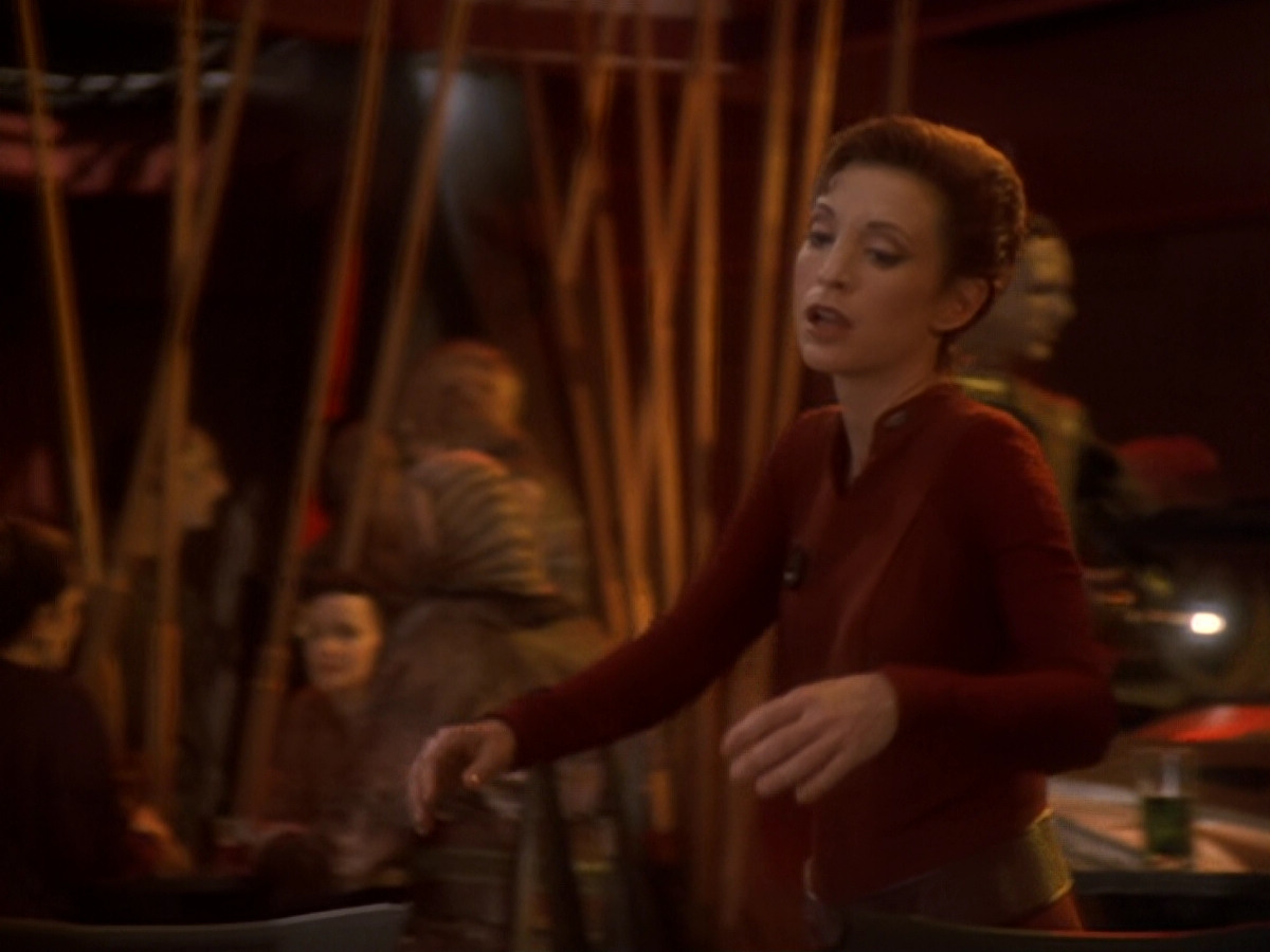 extant_StarTrek_DS9_6x05-FavorTheBold_01906.jpg