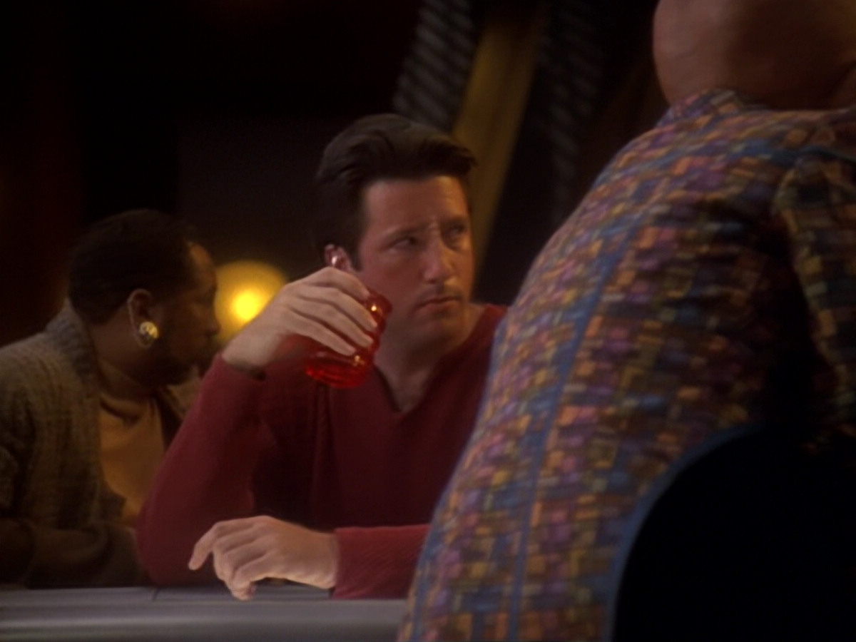 extant_StarTrek_DS9_6x05-FavorTheBold_02025.jpg