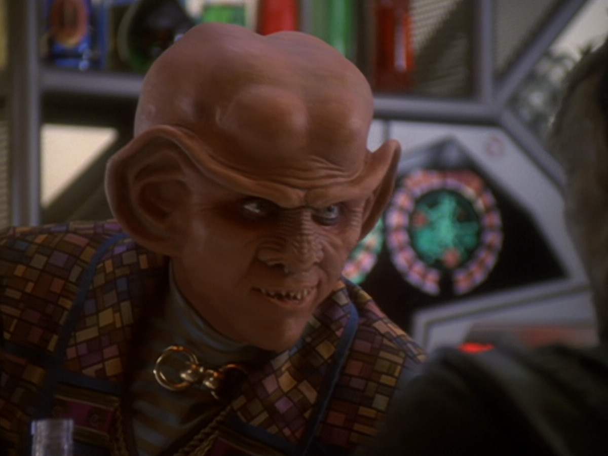 extant_StarTrek_DS9_6x05-FavorTheBold_02052.jpg