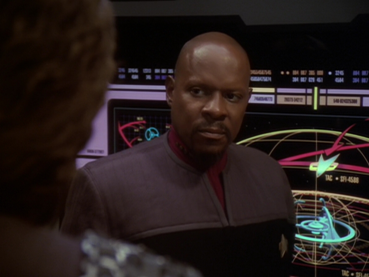 extant_StarTrek_DS9_6x05-FavorTheBold_02097.jpg