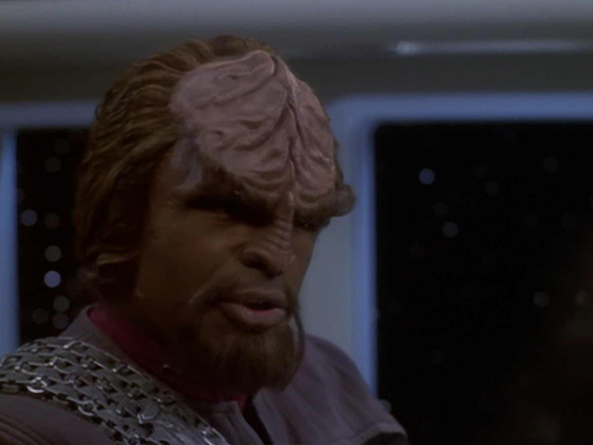 extant_StarTrek_DS9_6x05-FavorTheBold_02125.jpg