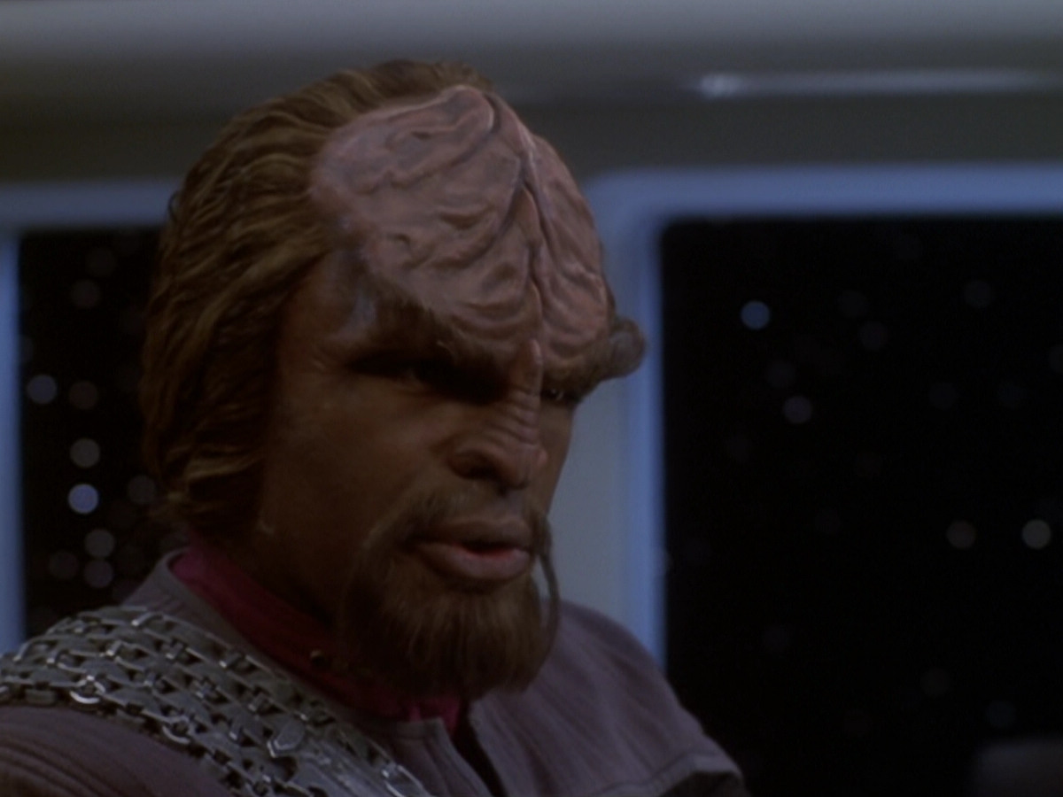 extant_StarTrek_DS9_6x05-FavorTheBold_02126.jpg
