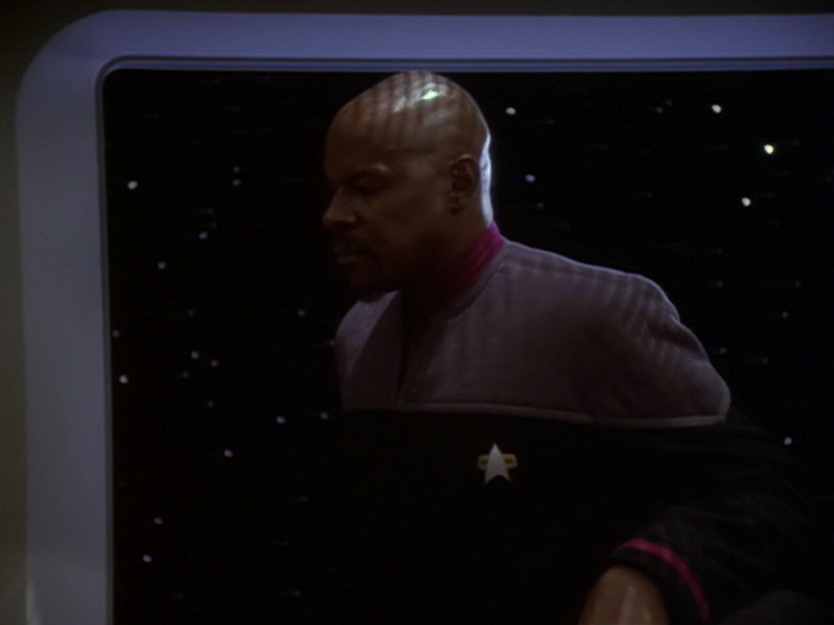 extant_StarTrek_DS9_6x05-FavorTheBold_02134.jpg