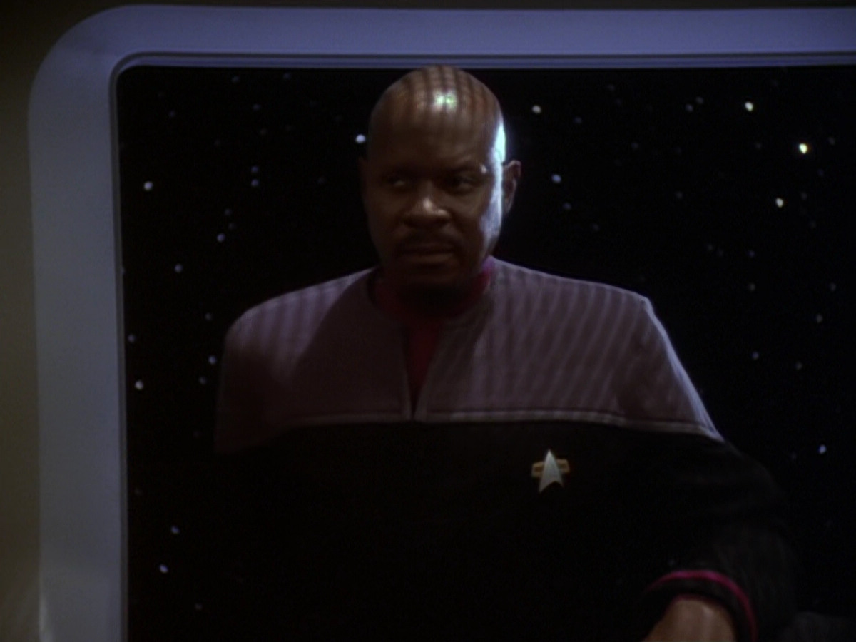 extant_StarTrek_DS9_6x05-FavorTheBold_02178.jpg