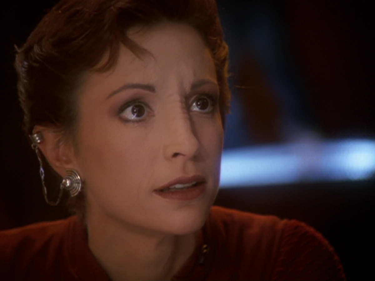 extant_StarTrek_DS9_6x05-FavorTheBold_02237.jpg