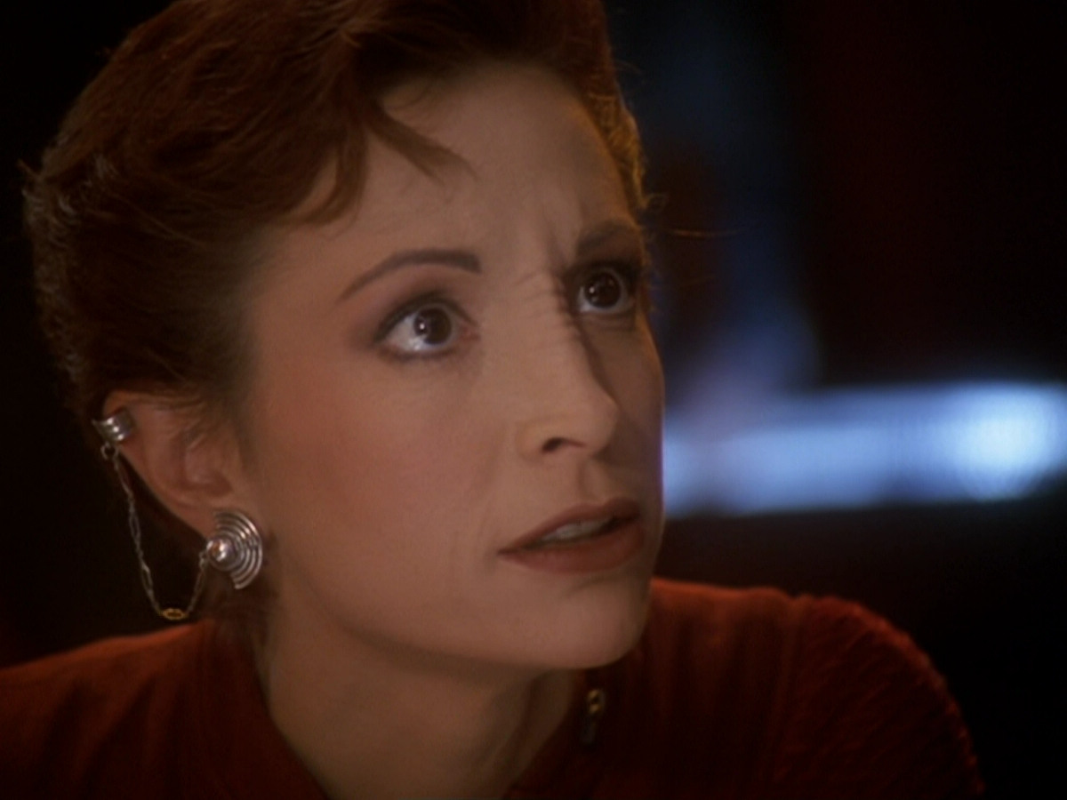 extant_StarTrek_DS9_6x05-FavorTheBold_02243.jpg