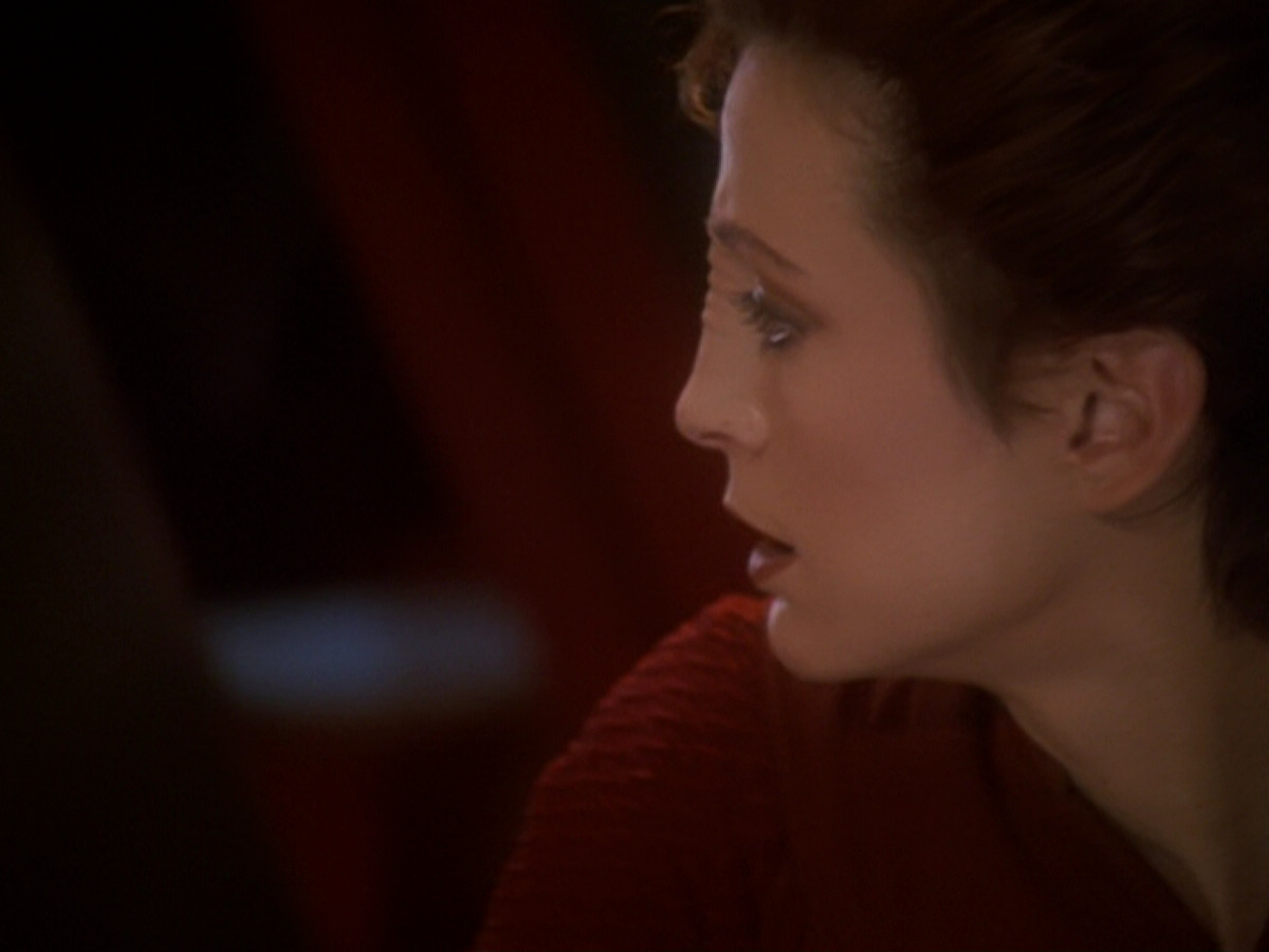 extant_StarTrek_DS9_6x05-FavorTheBold_02303.jpg