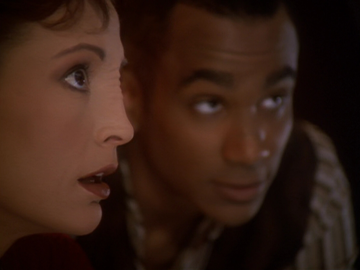 extant_StarTrek_DS9_6x05-FavorTheBold_02319.jpg