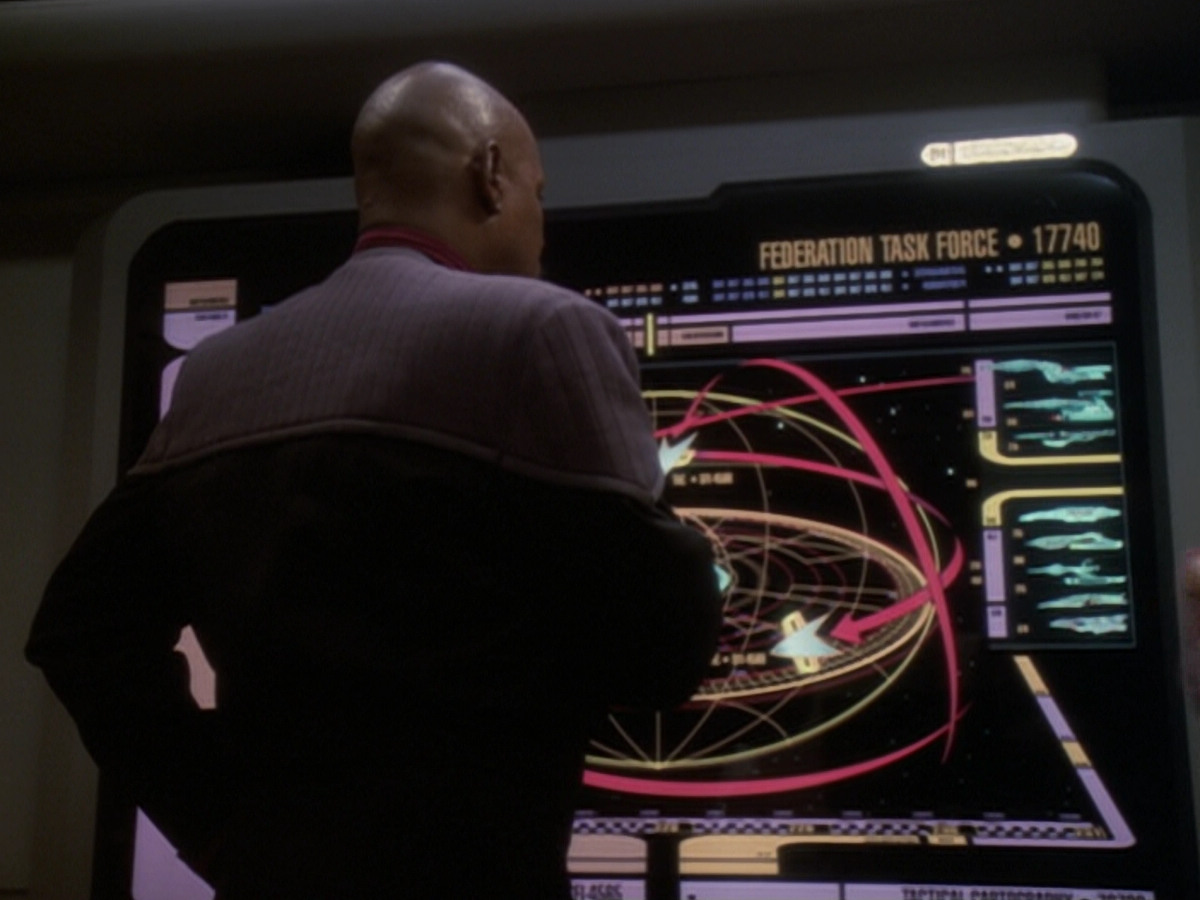 extant_StarTrek_DS9_6x05-FavorTheBold_02349.jpg