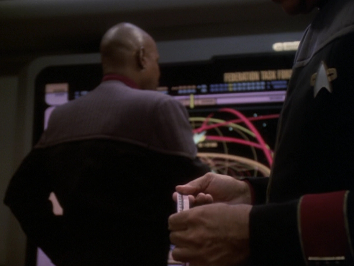 extant_StarTrek_DS9_6x05-FavorTheBold_02355.jpg