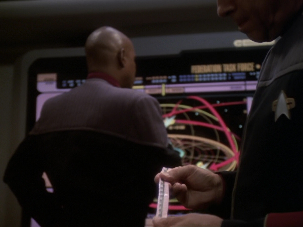 extant_StarTrek_DS9_6x05-FavorTheBold_02357.jpg