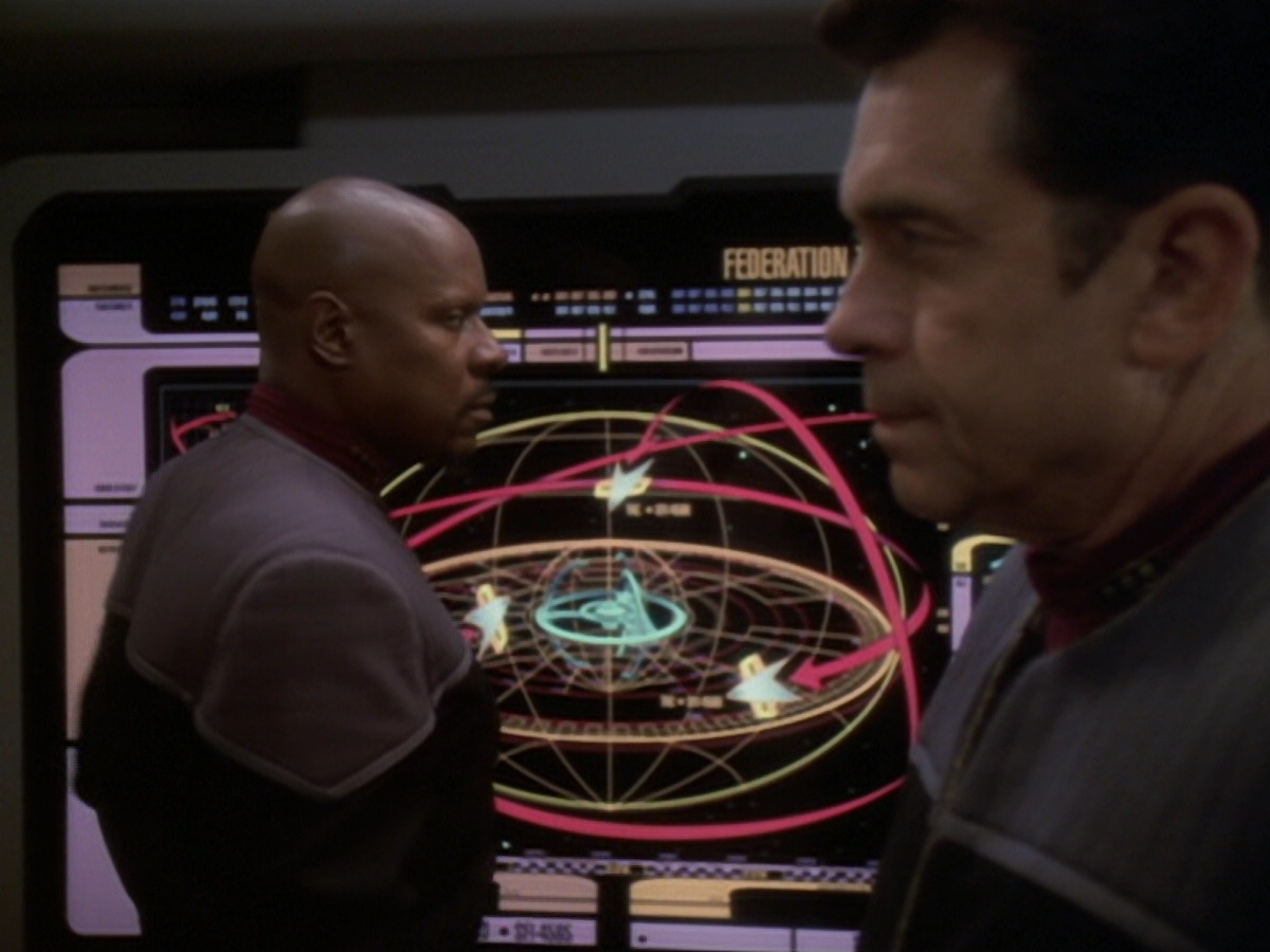 extant_StarTrek_DS9_6x05-FavorTheBold_02371.jpg