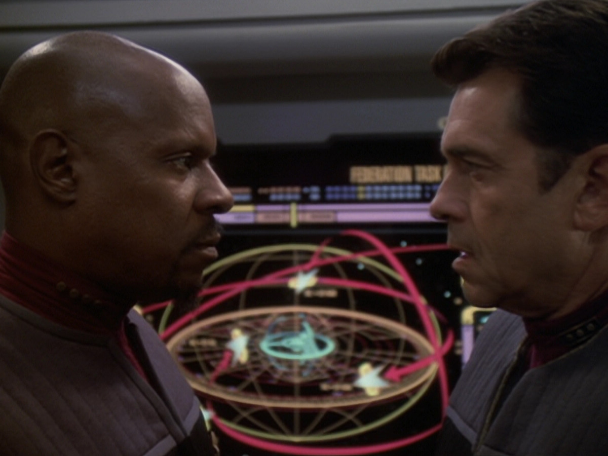 extant_StarTrek_DS9_6x05-FavorTheBold_02402.jpg