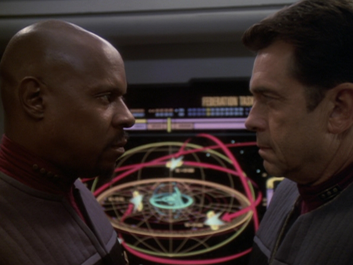 extant_StarTrek_DS9_6x05-FavorTheBold_02404.jpg
