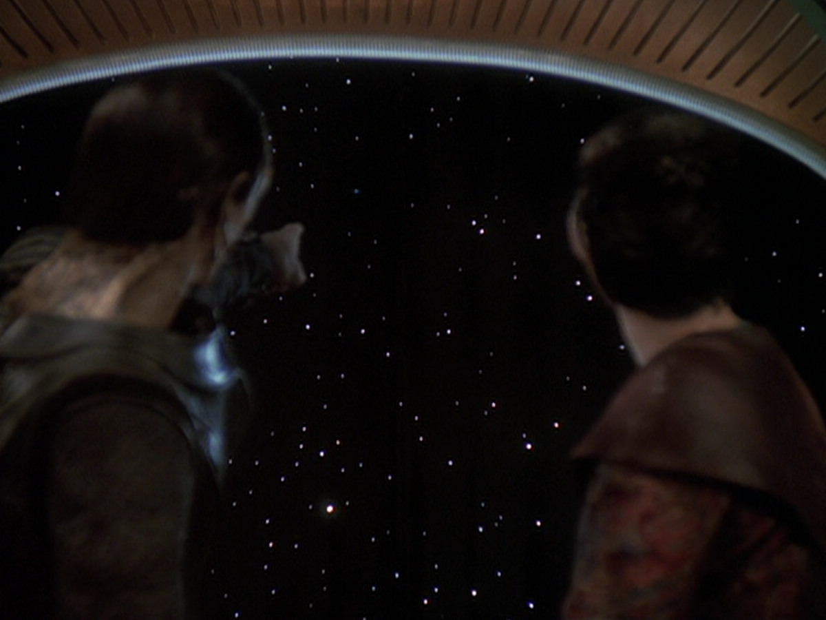 extant_StarTrek_DS9_6x05-FavorTheBold_02476.jpg
