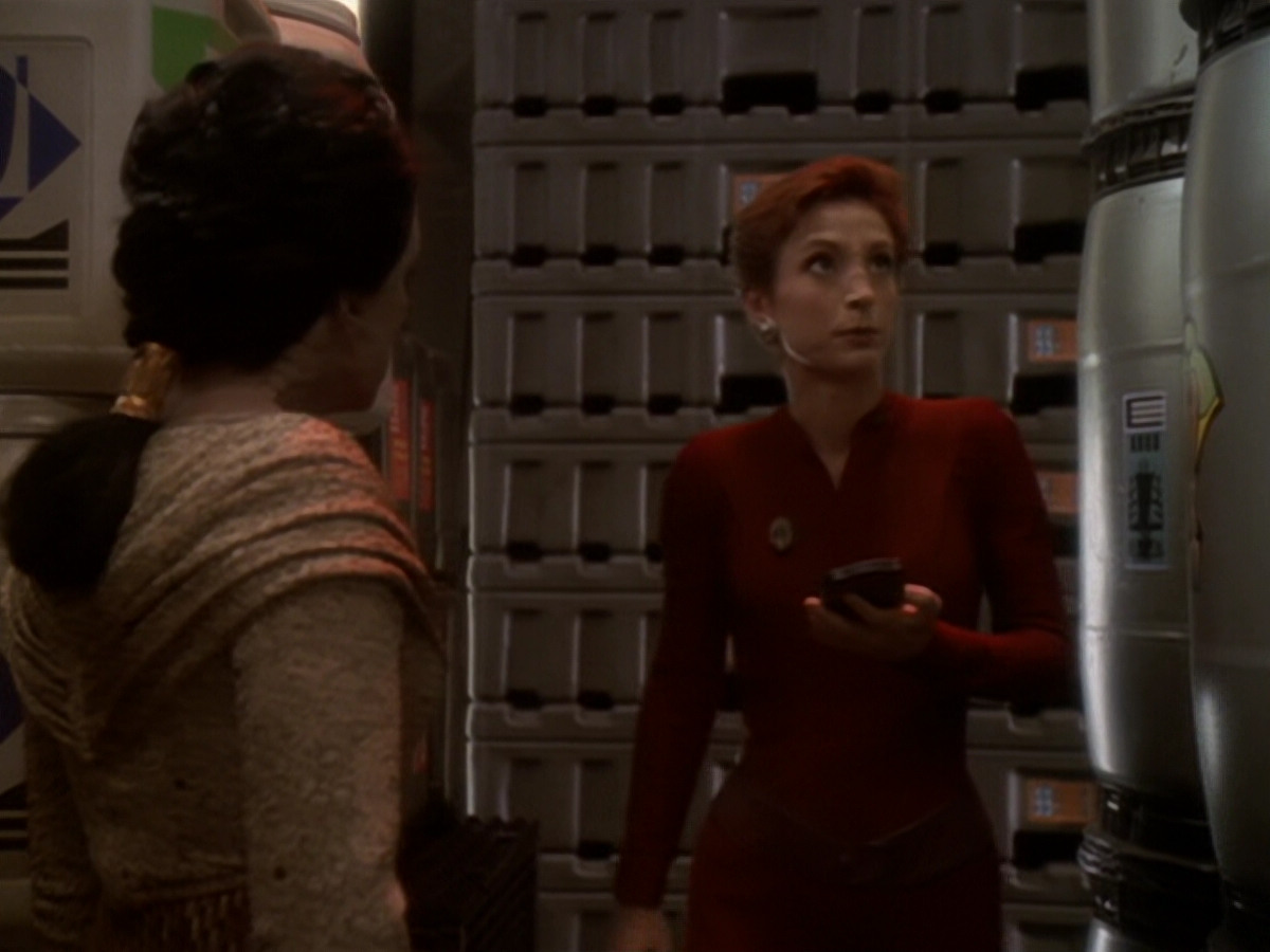 extant_StarTrek_DS9_6x05-FavorTheBold_02703.jpg