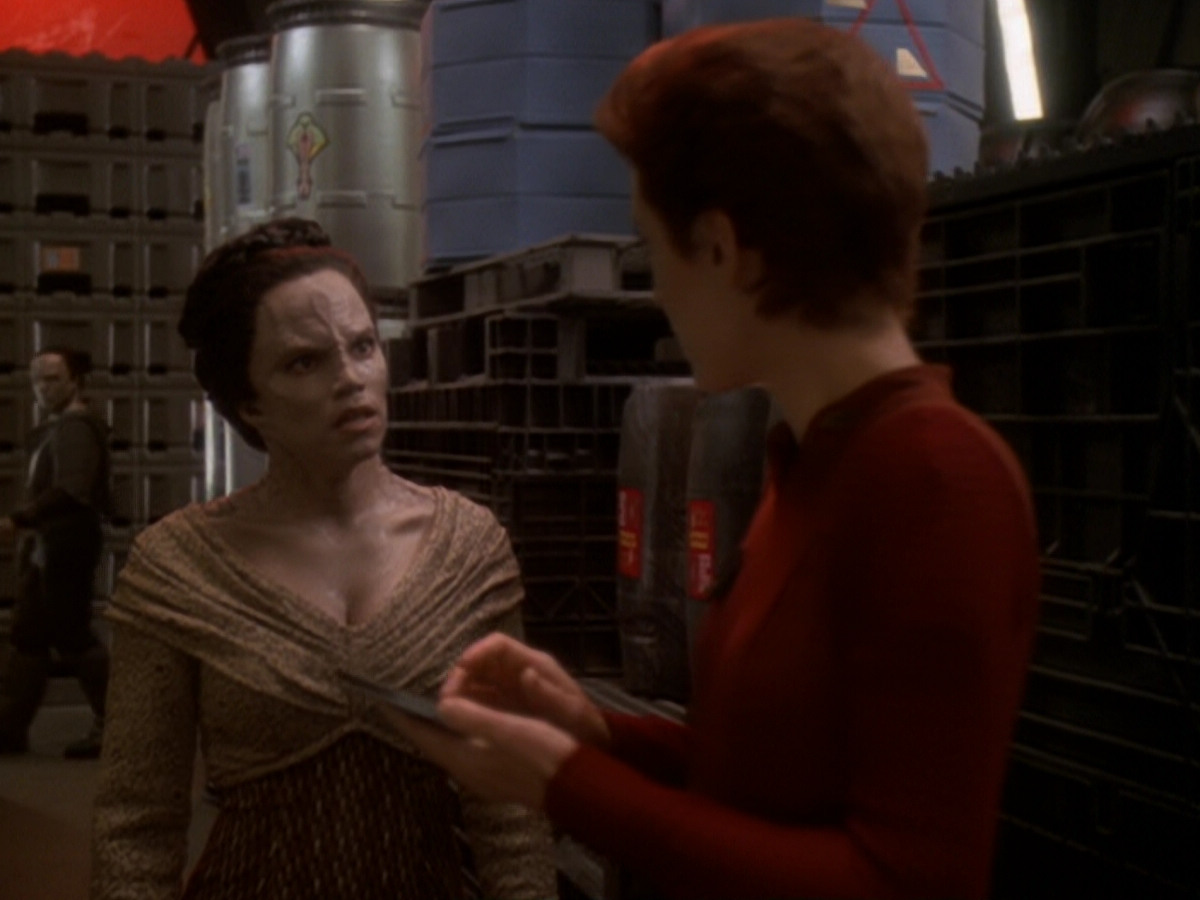 extant_StarTrek_DS9_6x05-FavorTheBold_02734.jpg
