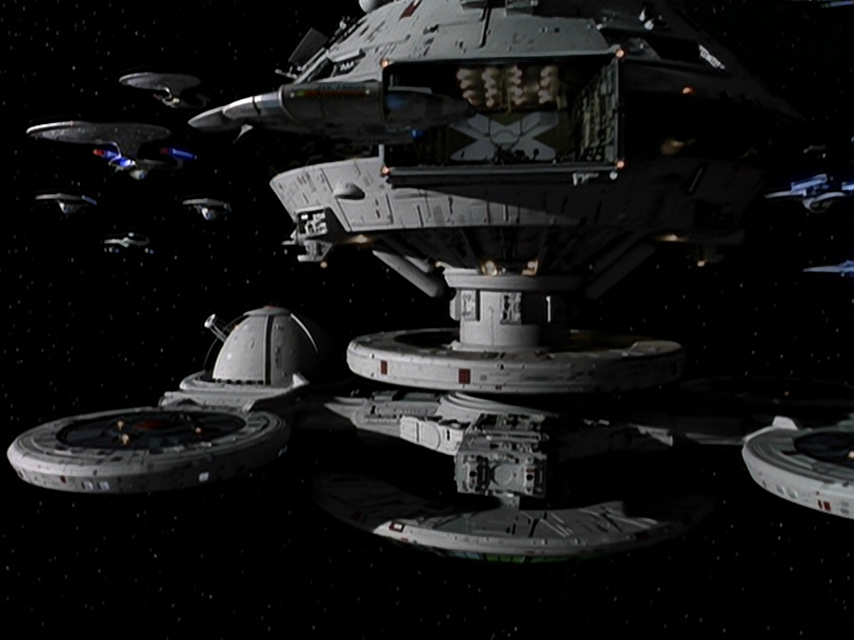 extant_StarTrek_DS9_6x05-FavorTheBold_02869.jpg