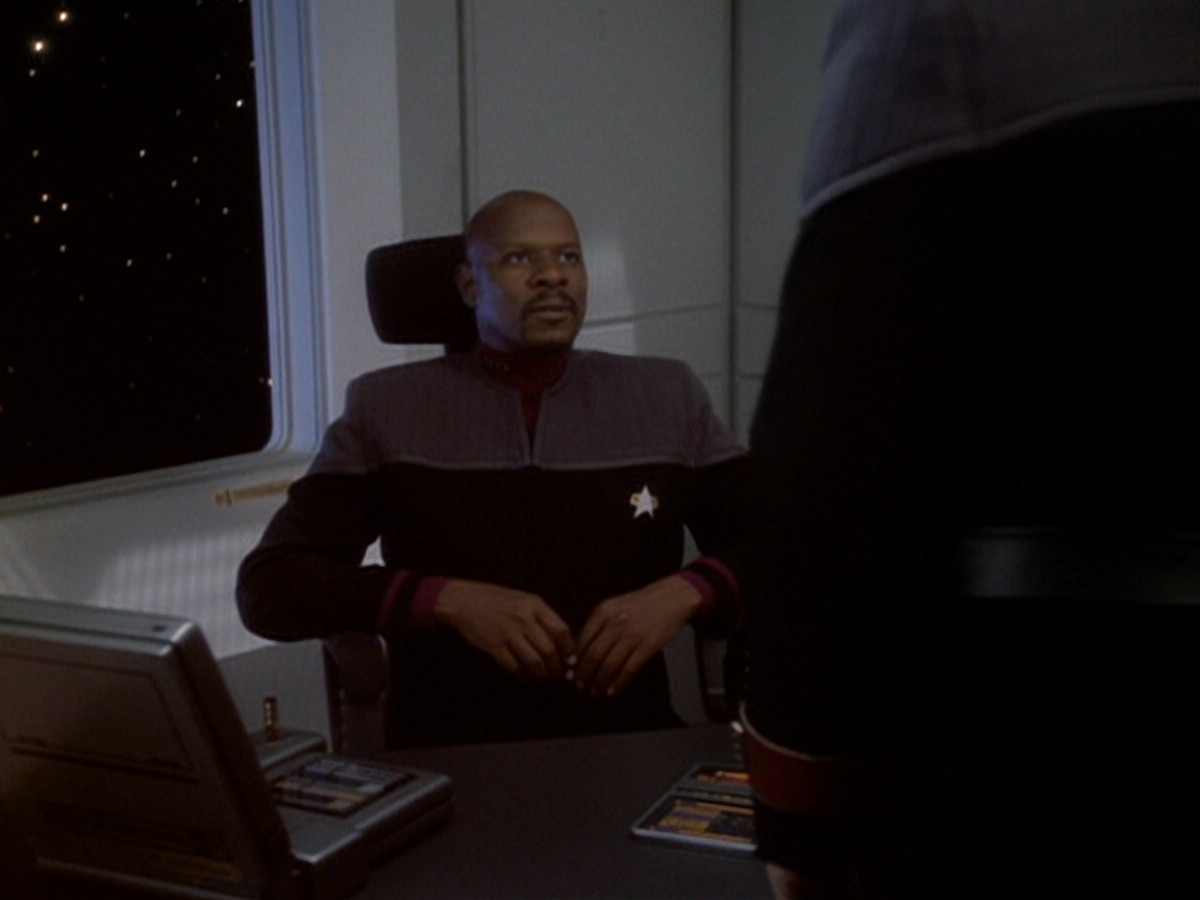 extant_StarTrek_DS9_6x05-FavorTheBold_02881.jpg