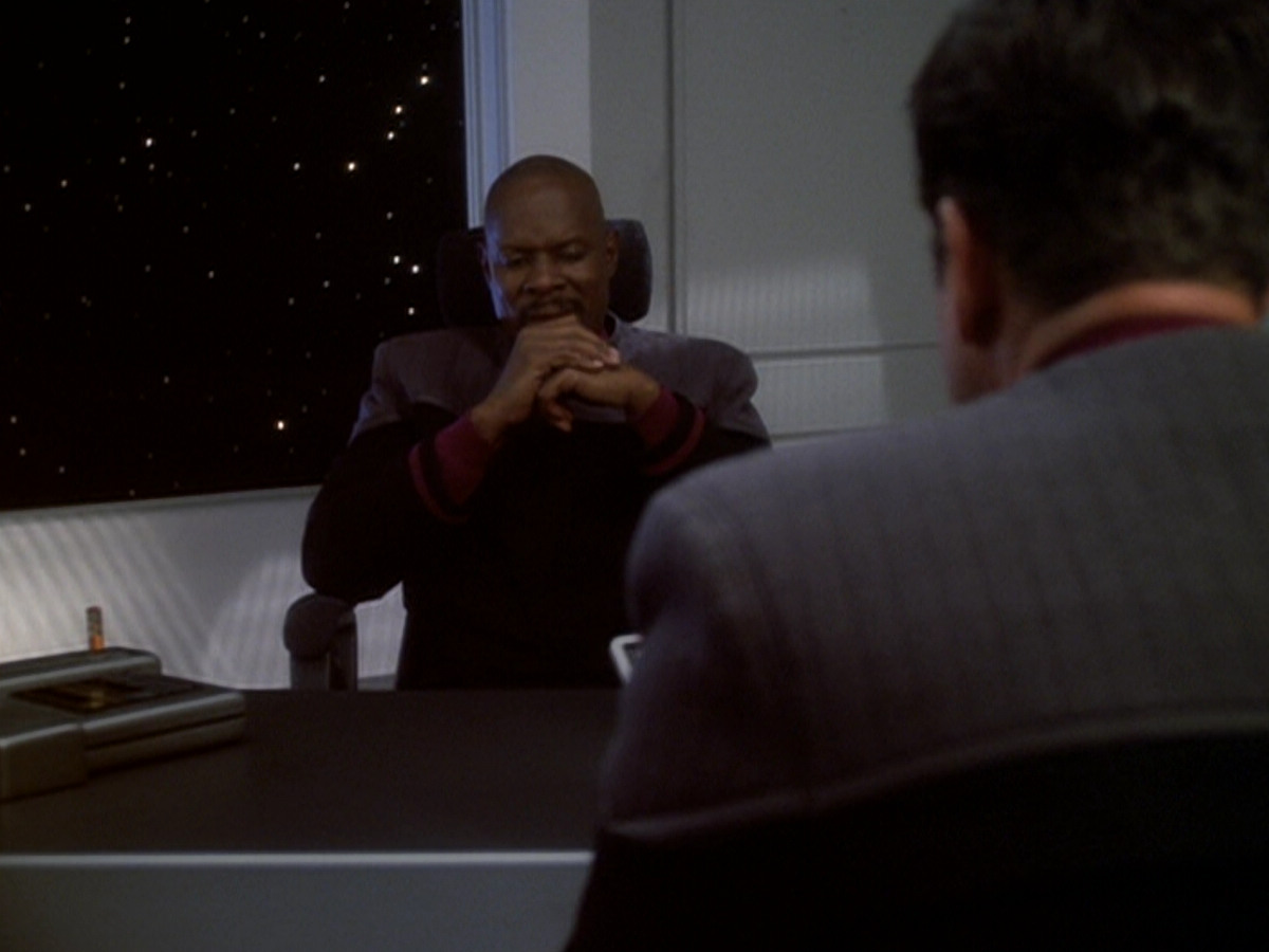 extant_StarTrek_DS9_6x05-FavorTheBold_02909.jpg