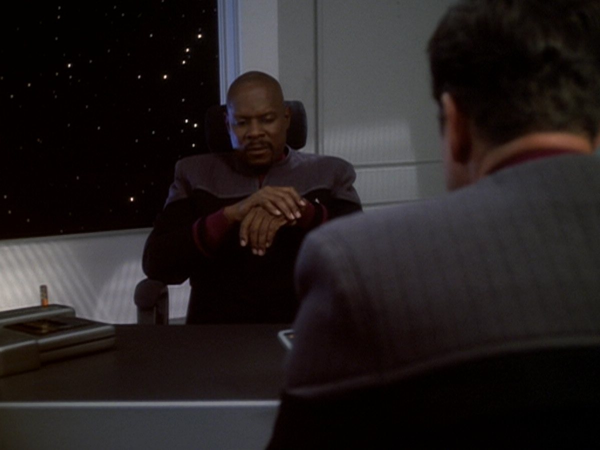 extant_StarTrek_DS9_6x05-FavorTheBold_02913.jpg