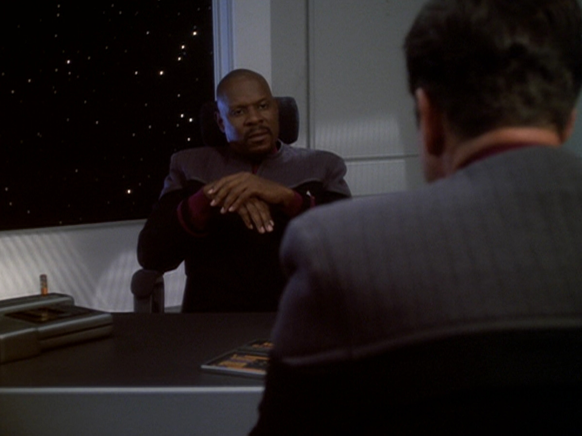extant_StarTrek_DS9_6x05-FavorTheBold_02924.jpg