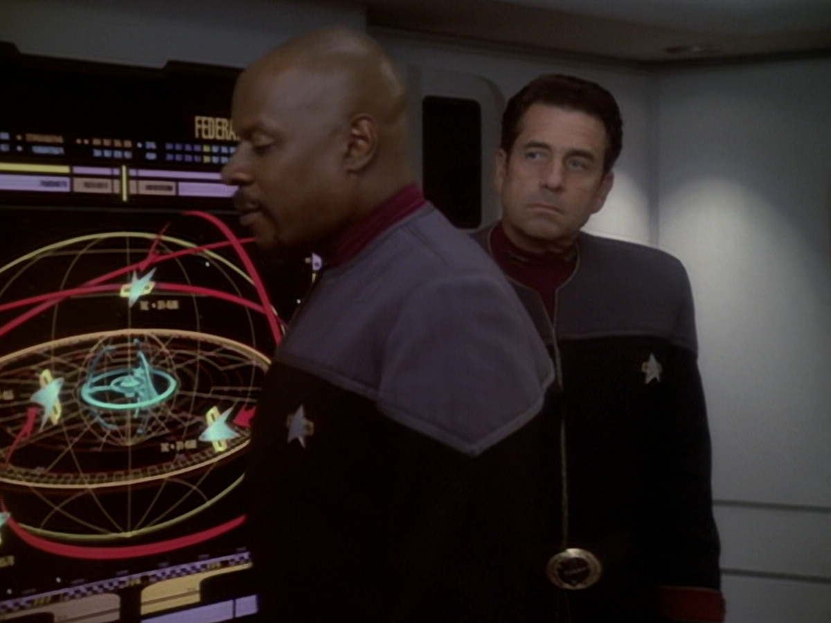 extant_StarTrek_DS9_6x05-FavorTheBold_03006.jpg
