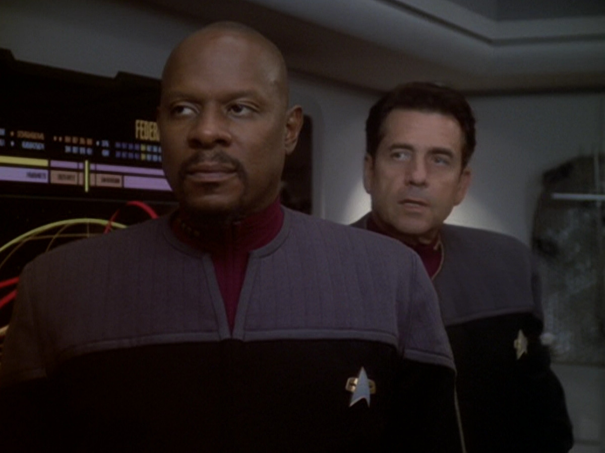 extant_StarTrek_DS9_6x05-FavorTheBold_03013.jpg