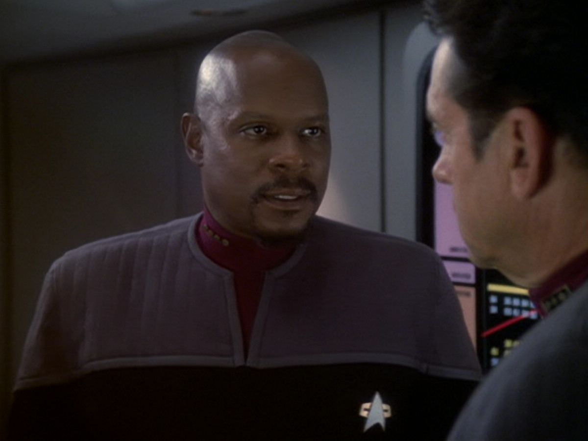 extant_StarTrek_DS9_6x05-FavorTheBold_03024.jpg