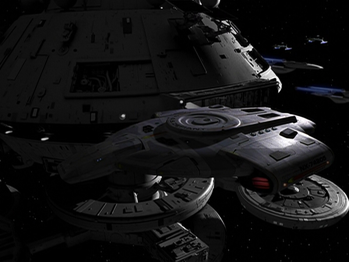 extant_StarTrek_DS9_6x05-FavorTheBold_03032.jpg