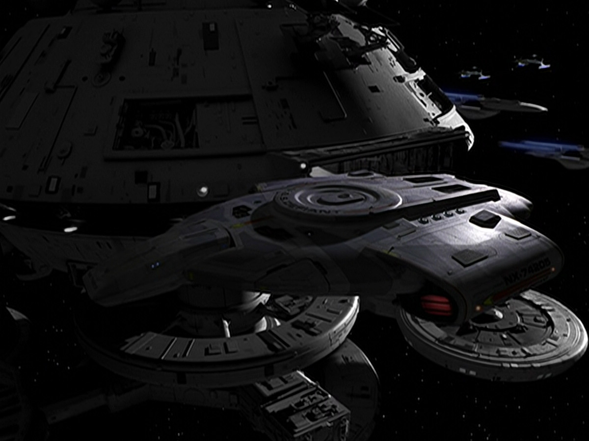extant_StarTrek_DS9_6x05-FavorTheBold_03033.jpg