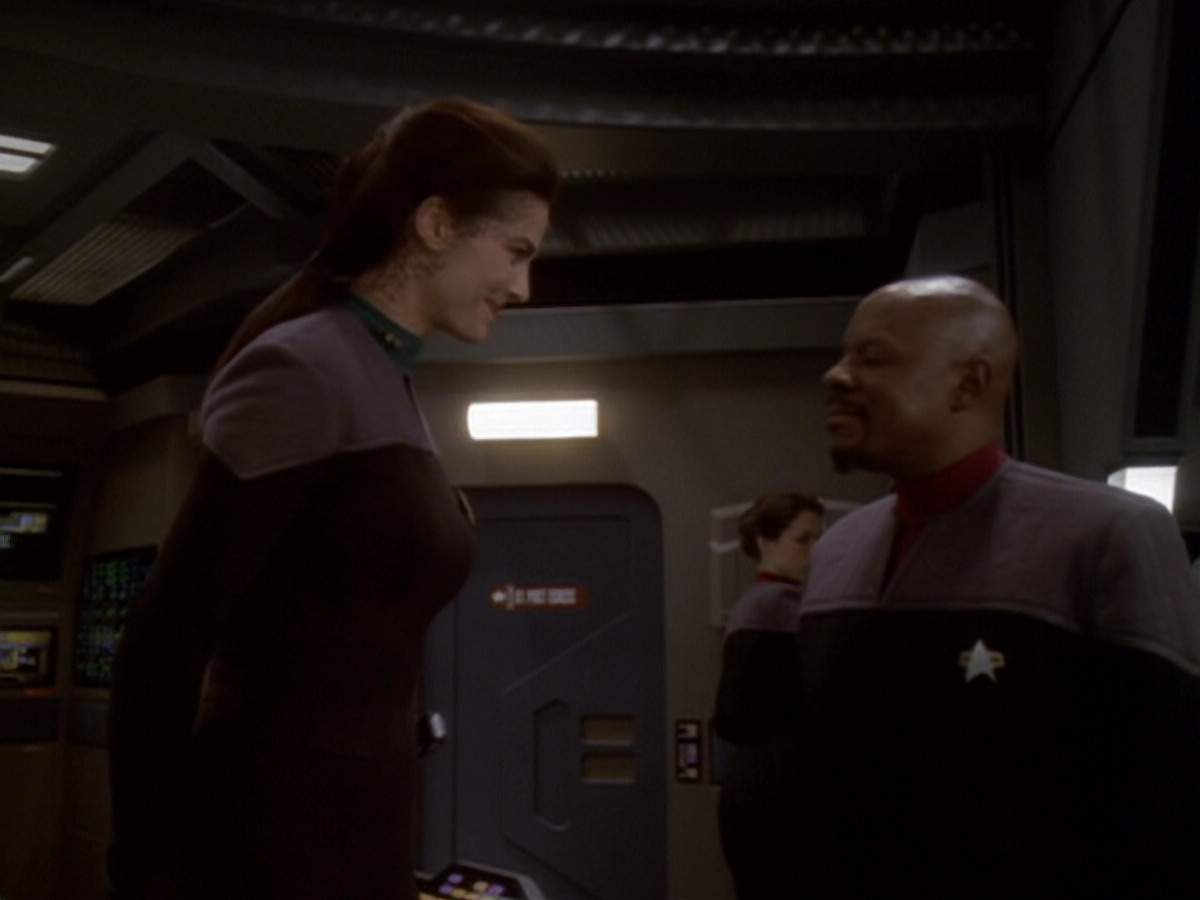 extant_StarTrek_DS9_6x05-FavorTheBold_03112.jpg