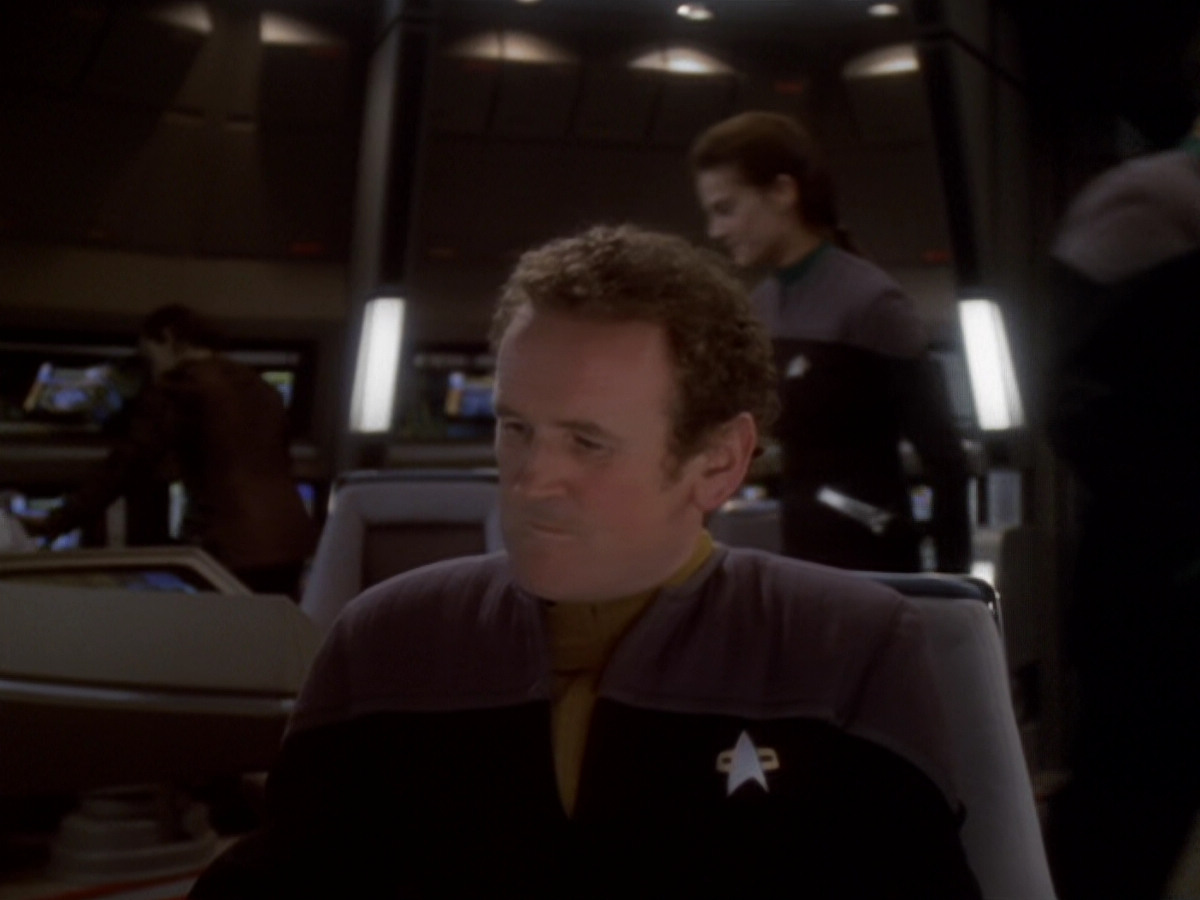 extant_StarTrek_DS9_6x05-FavorTheBold_03115.jpg