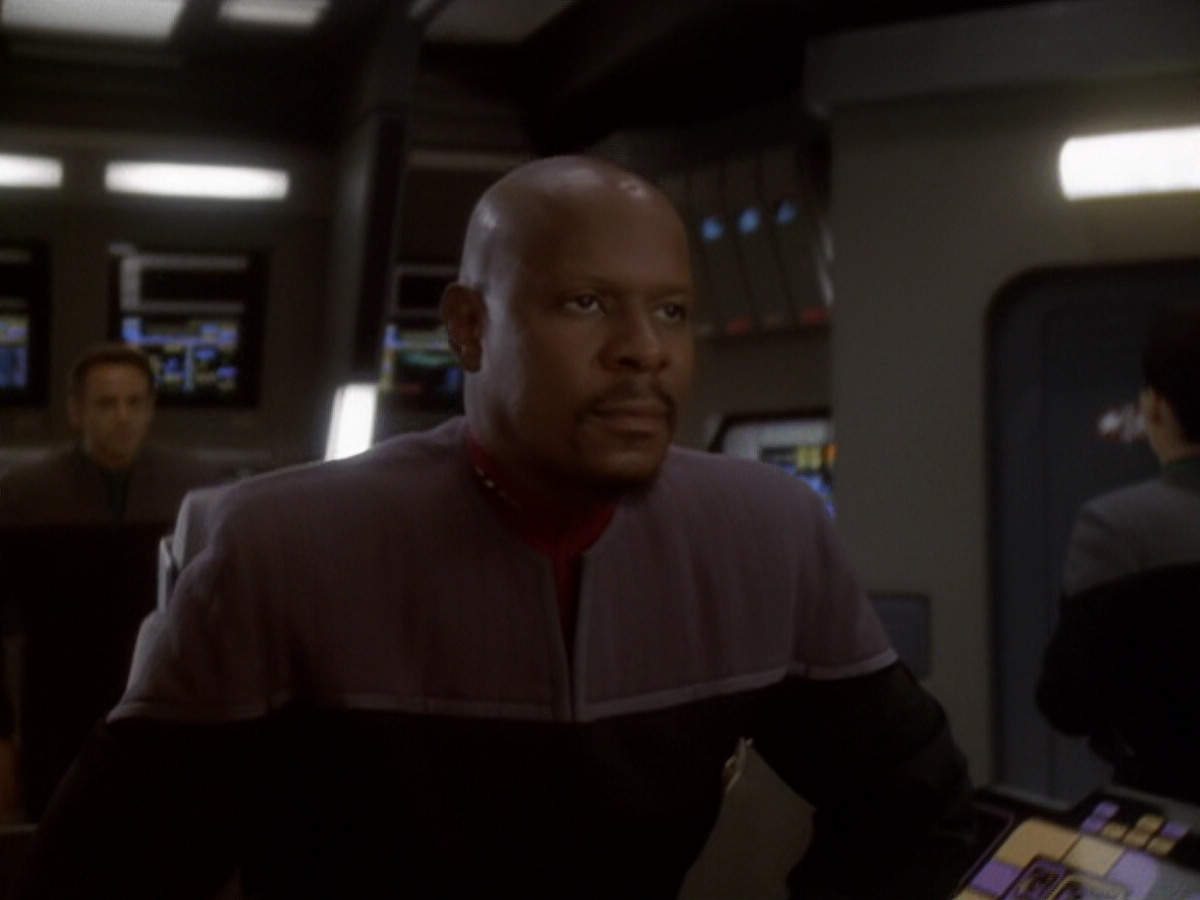 extant_StarTrek_DS9_6x05-FavorTheBold_03119.jpg