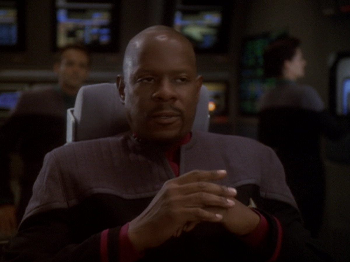 extant_StarTrek_DS9_6x05-FavorTheBold_03125.jpg