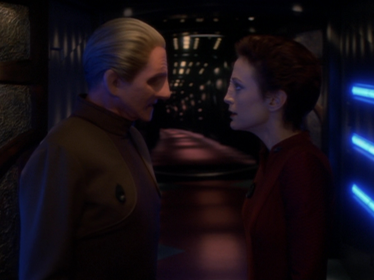 extant_StarTrek_DS9_6x05-FavorTheBold_03552.jpg