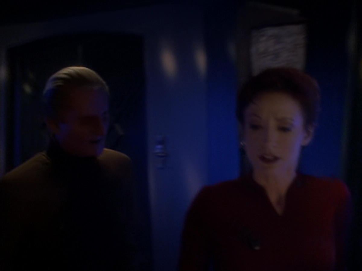 extant_StarTrek_DS9_6x05-FavorTheBold_03573.jpg