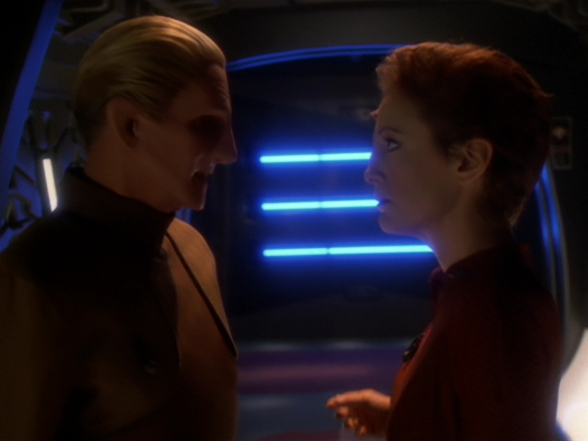 extant_StarTrek_DS9_6x05-FavorTheBold_03582.jpg